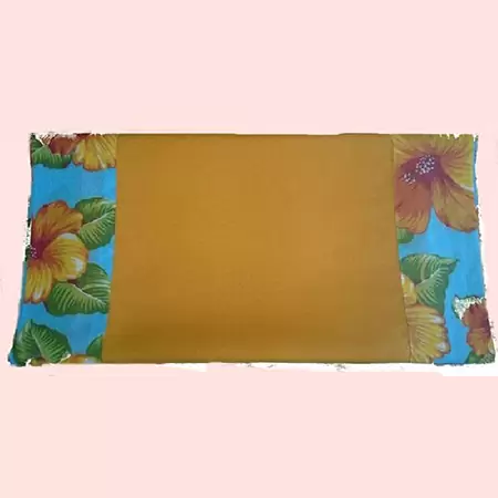 Caminho de Mesa Mostarda com Borda Chita Azul