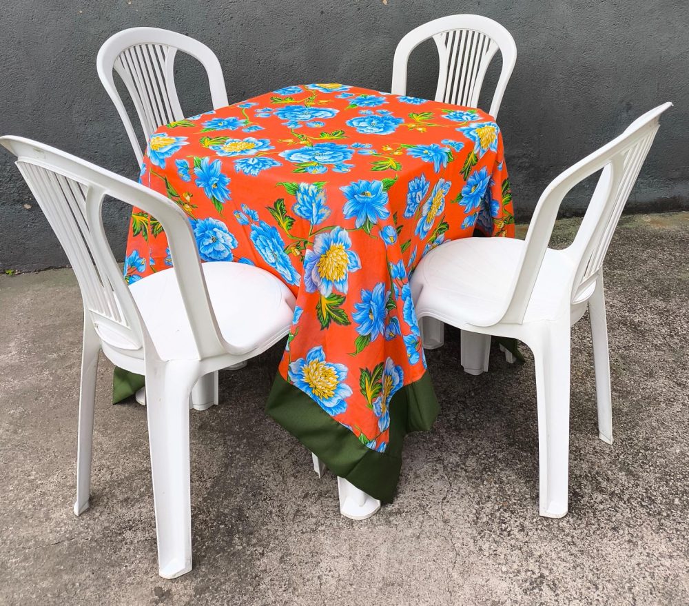 Toalha Quadrada Chita - Laranja Flor Azul c/ Borda Verde Militar (1.5x1.5m)